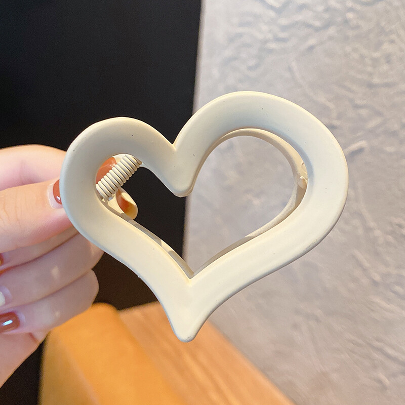 Korean Color Heart Shaped Hair Clip Elegant Women Shark Clip