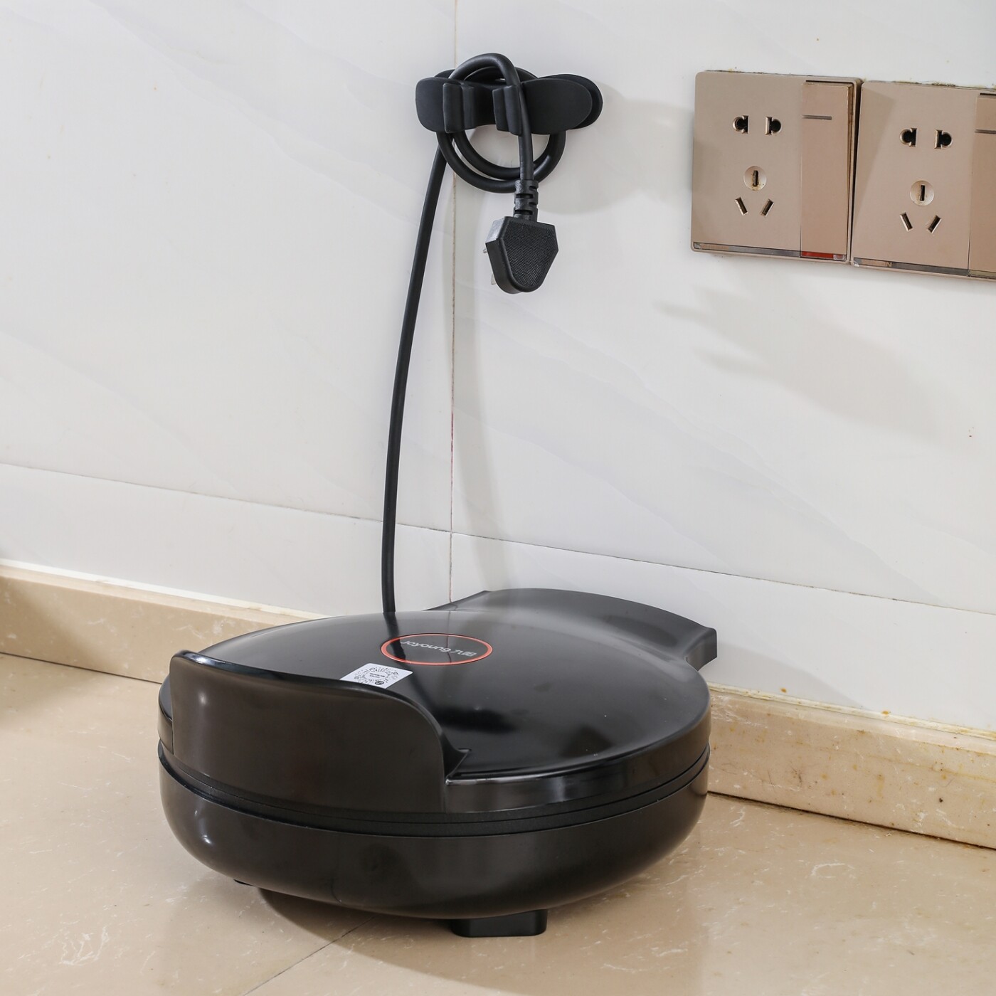 Kitchen Storage Cord Wrapper Cable Cord Wire Organizer for Charging Data Cable Protector Winder