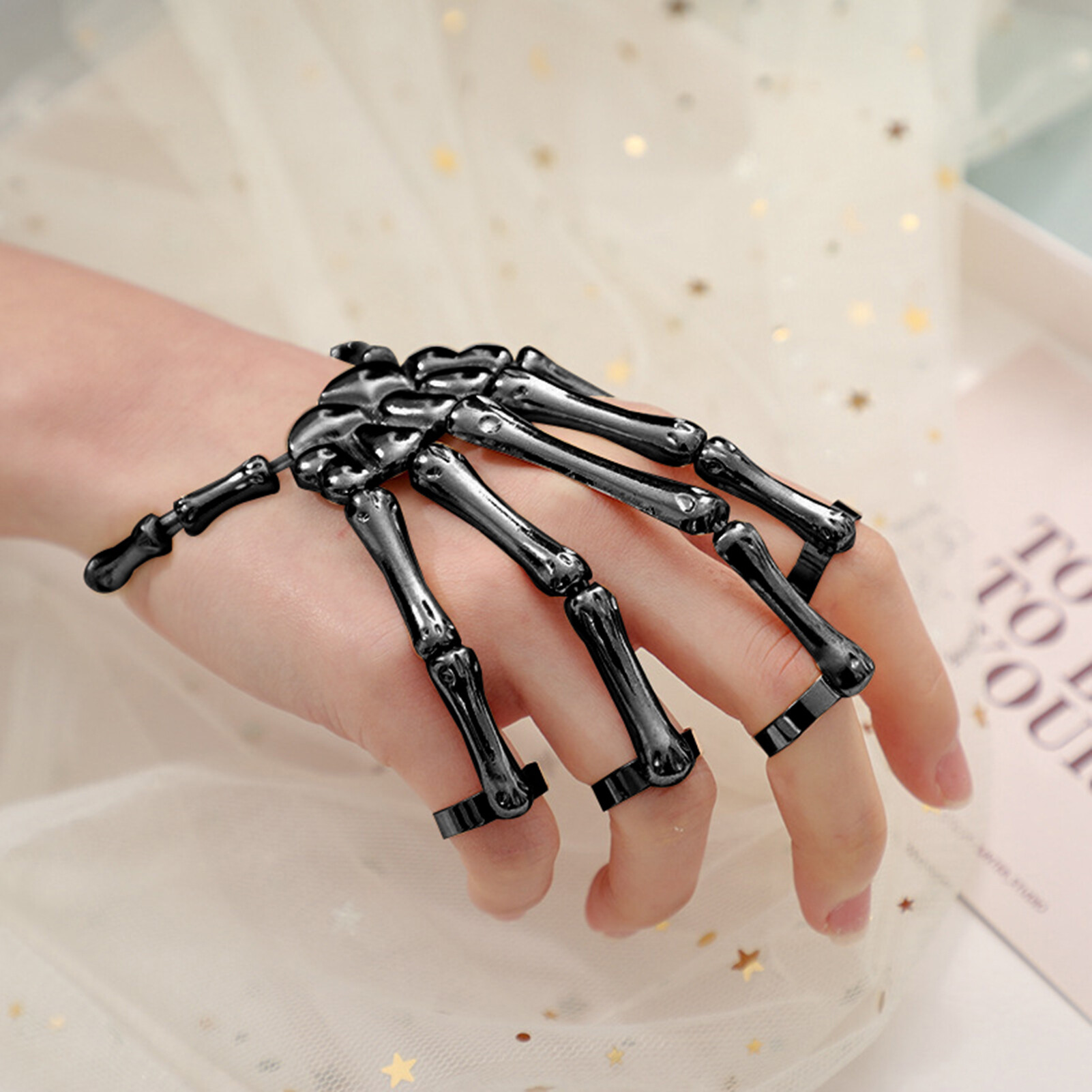Talent Star Fashion Adjustable Skull Ghost Skeleton Finger Bracelet Hand Chain for Halloween