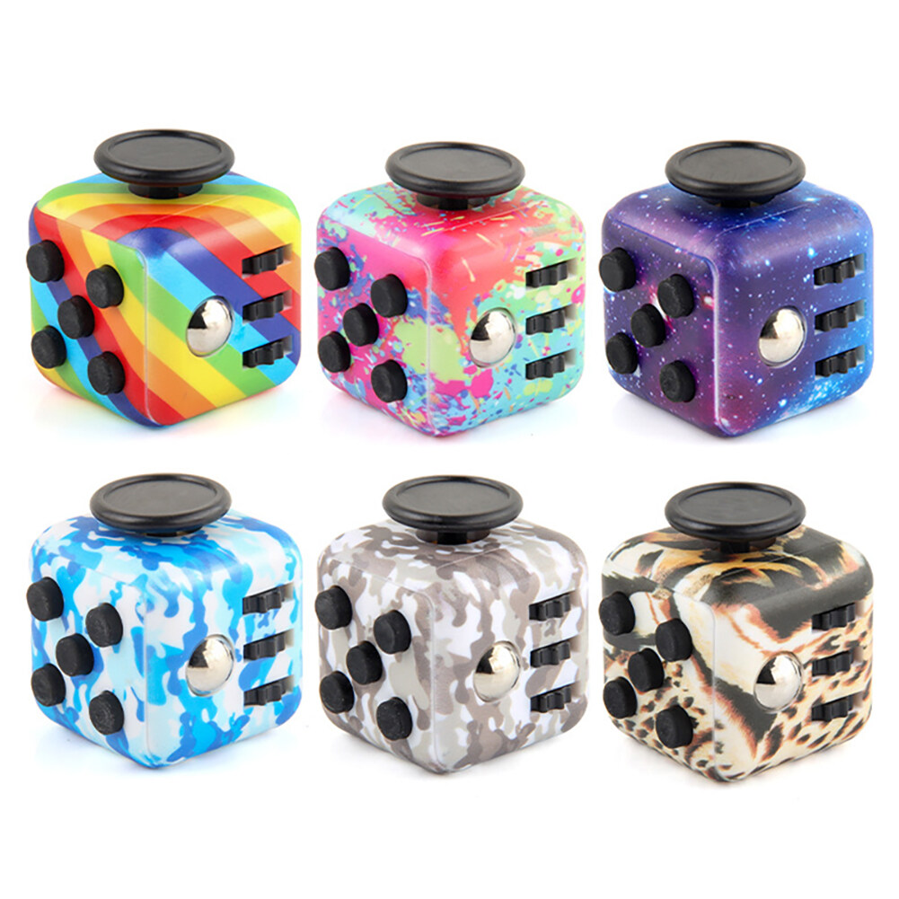 Decompression Magic Cube ความเครียดความวิตกกังวลบรรเทาของเล่น Multicolor Relaxing Cube ของเล่น