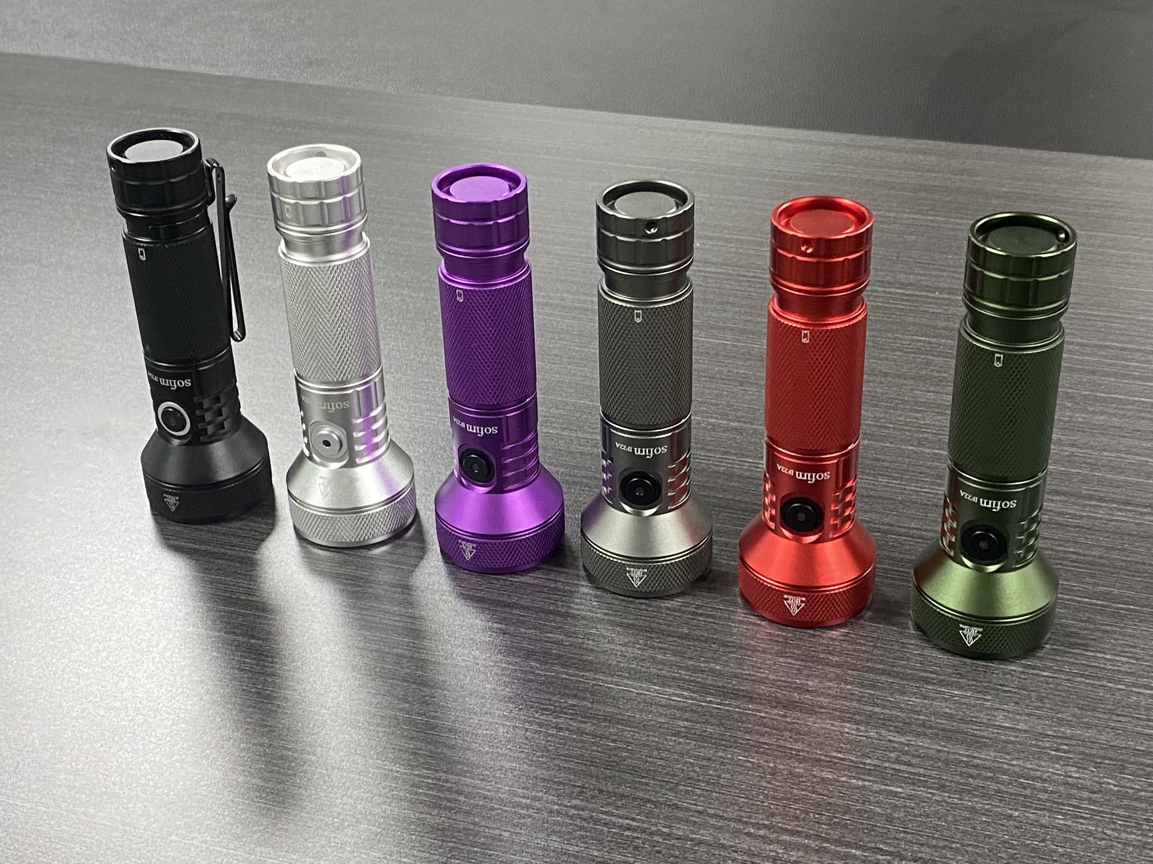 Sofirn new color if22a 21700 usb c 3a rechargeable powerful led torch sft40 2100lm 680m throwing reverse charge super bright torch