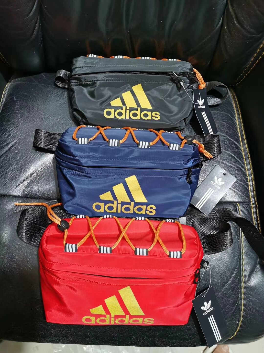 beg silang lelaki adidas