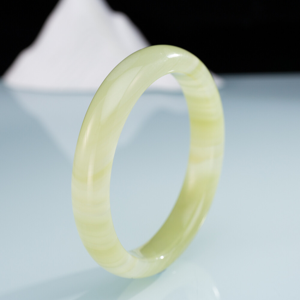 Timeswind natural jade polished smooth women light yellow bracelet y1b