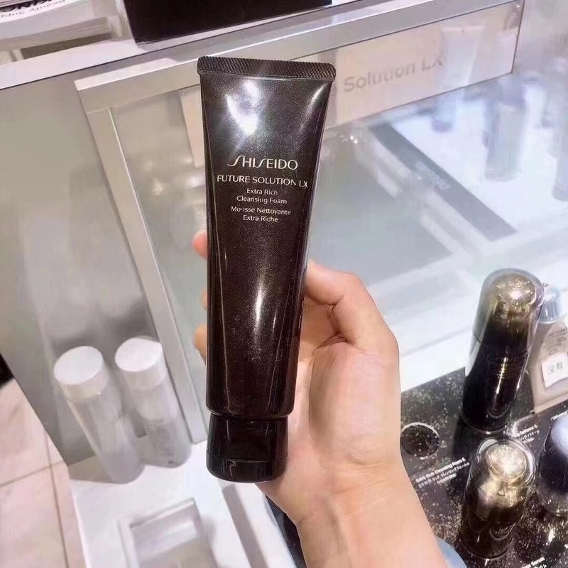Shiseido Future Solution Lx Cleansing Foam – Reinigungsschaum, 125 Ml