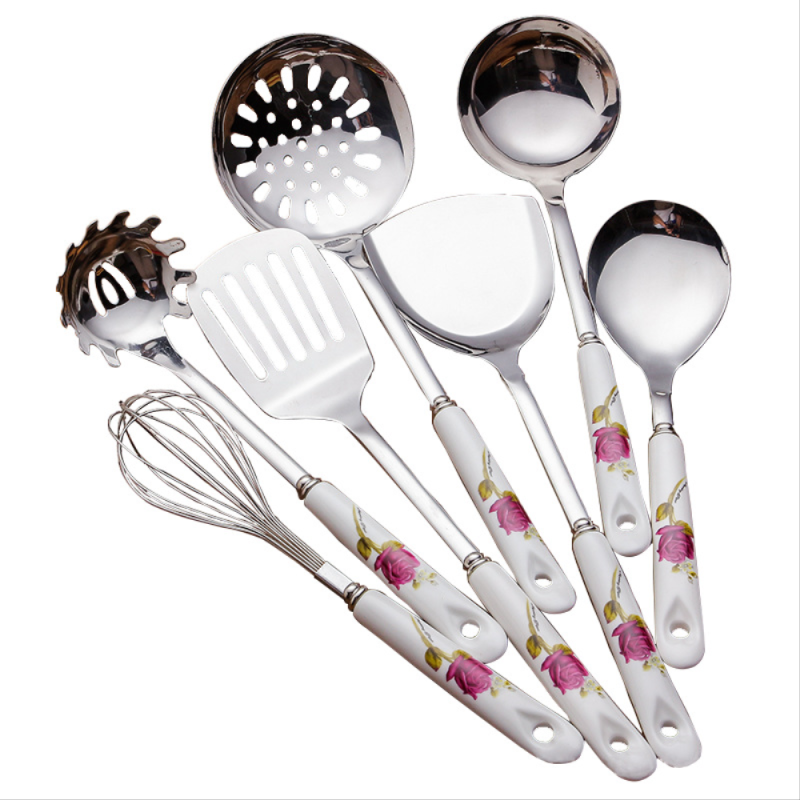Giá bán Đồ Chơi Đồ Dùng Nhà Bếp Inox Thìa Đũa Bộ, Canh Rây Lọc, Xẻng Chiên, Vòng Tay Gốm