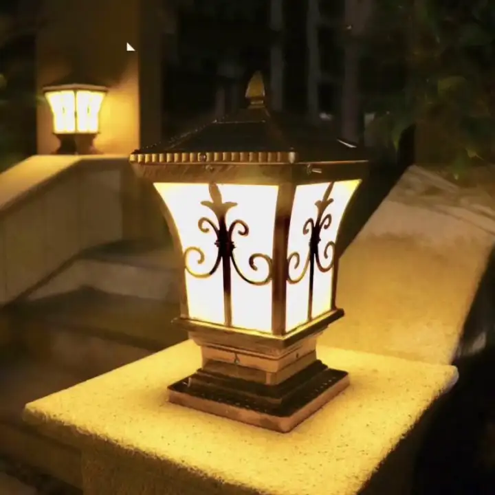 Solar Remote Control Column Headlight Outdoor Garden Lamp Villa Column Headlight Outdoor Garden Lamp