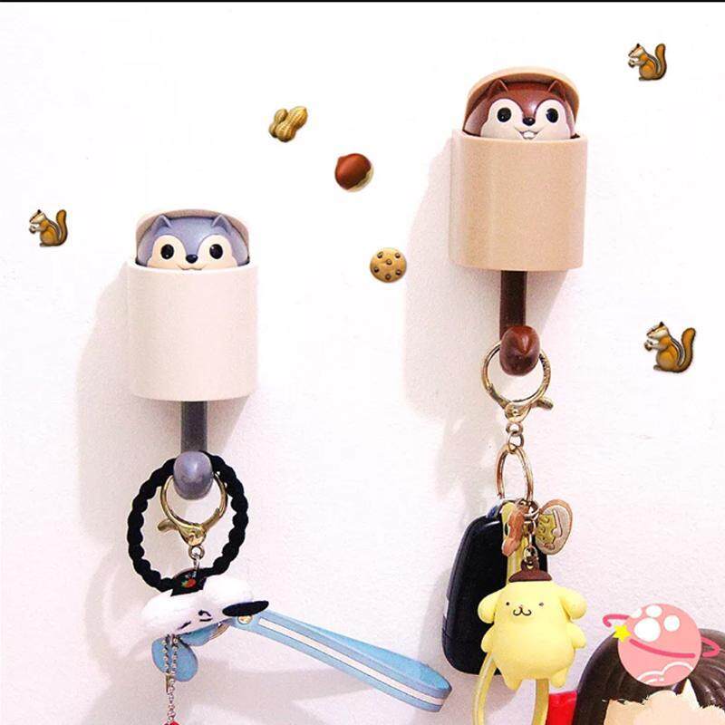 1PCS Creative Cartoon Squirrel Wall Hook Key Rack Hold Home Decoration Kitchen Hook Bathroom Accessories Coat Hanger