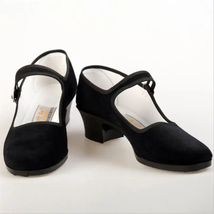 mid block heel black