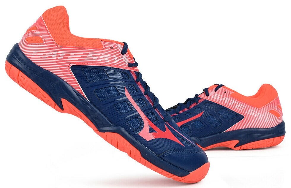 kasut badminton mizuno