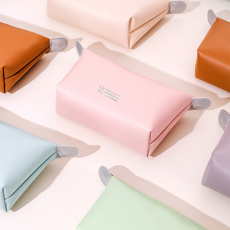 Deere Jack New makeup bag dumpling bag waterproof makeup bag Toiletry bag Convenient handheld storage bag candy color makeup bag