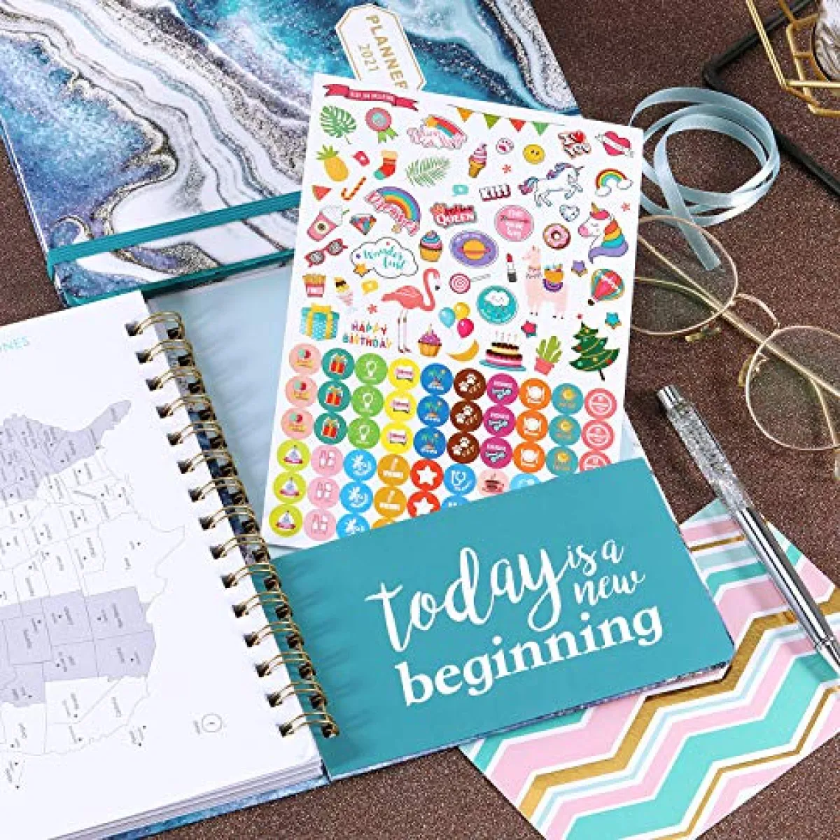 6.4x 8.5 December 2021 Coated Tabs Inner Pocket 2021 Planner Flexible Cover Planner with Elastic Closure Weekly Monthly Planner 2021 for January 2021