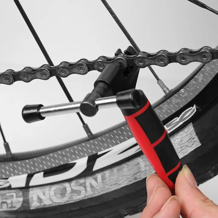 road bike chain slipping