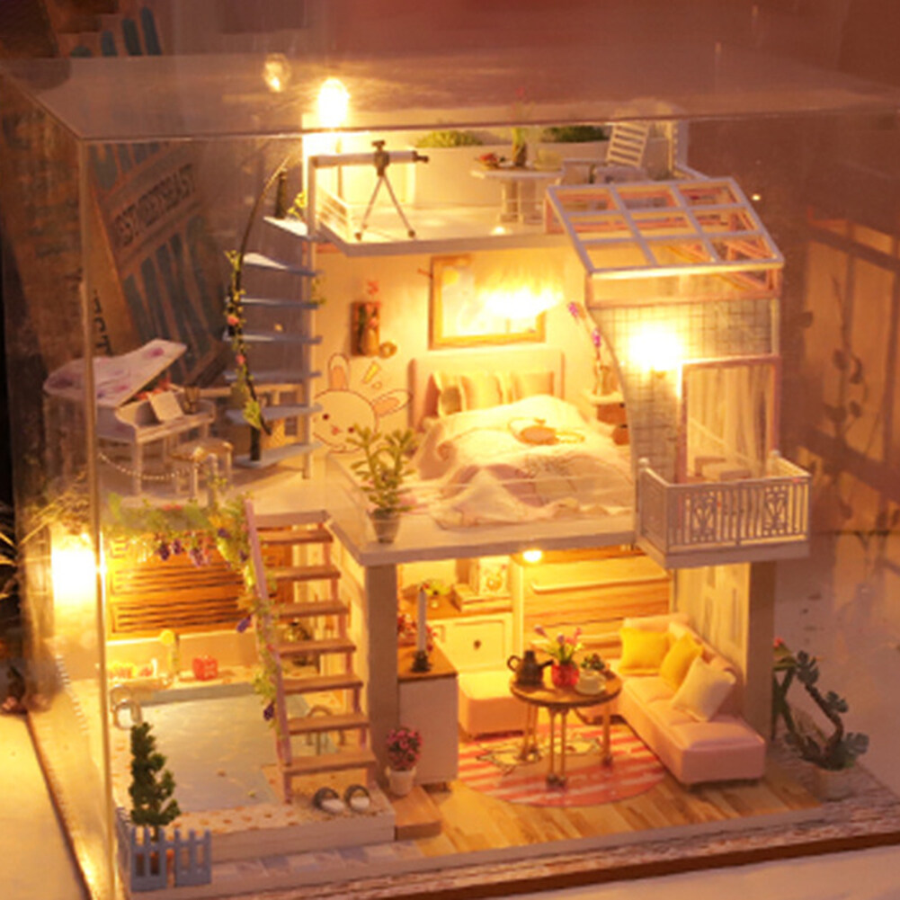 dollhouses to assemble