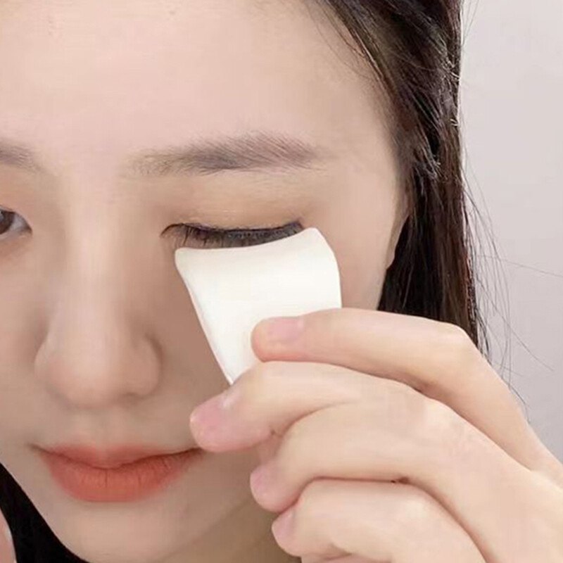 BEAUTYBIGBANG False Eyelash Aid Beauty Tool Plastic Eyelash Curler Paste False Eyelash Artifact