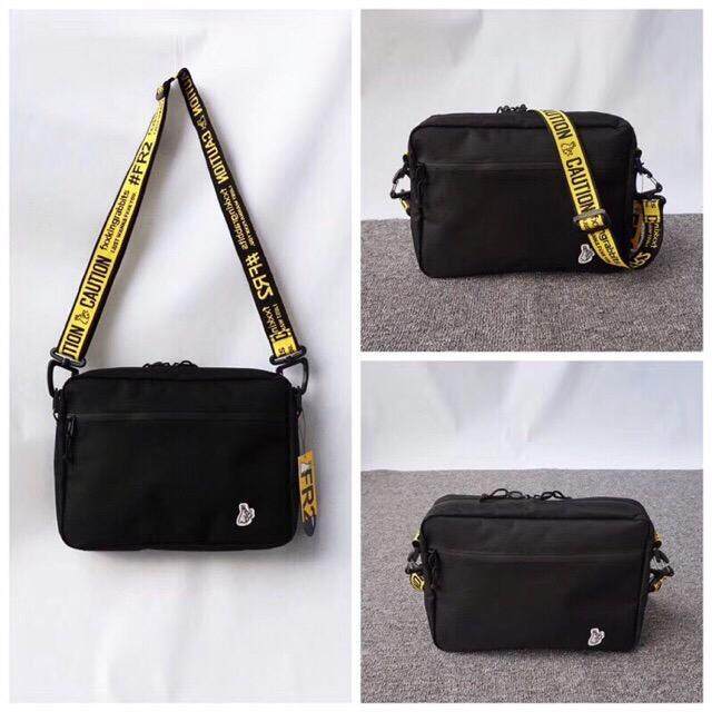 FXXking Rabbits FR2 Middle Shoulder Bag Cross Body Magazine Cross body bags