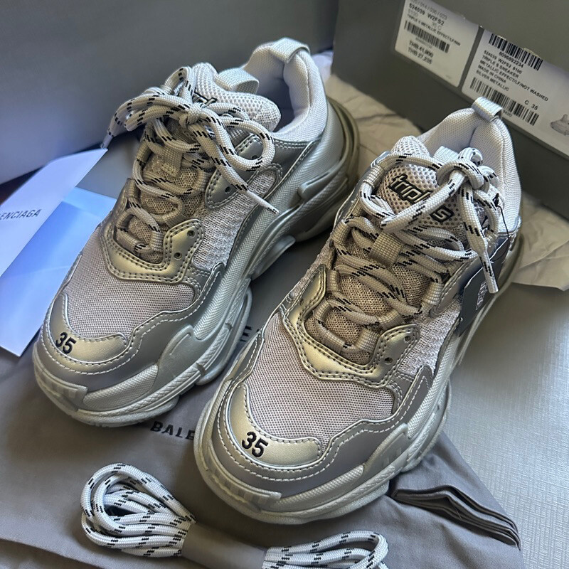 Balenciaga triple cheap s size 35