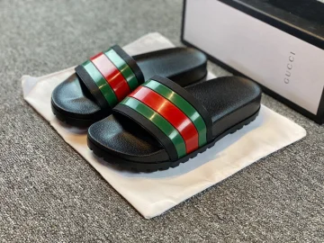 harga slipper gucci