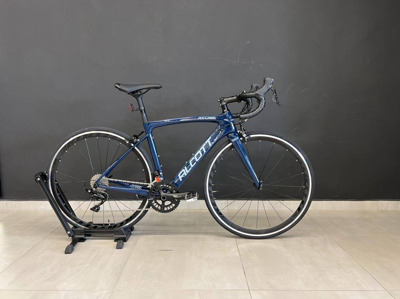 ALCOTT ASCARI M 2022 MODEL SHIMANO 105 22 SPEED CARBON ROAD BIKE COME WITH FREE GIFTS WARRANTY Lazada