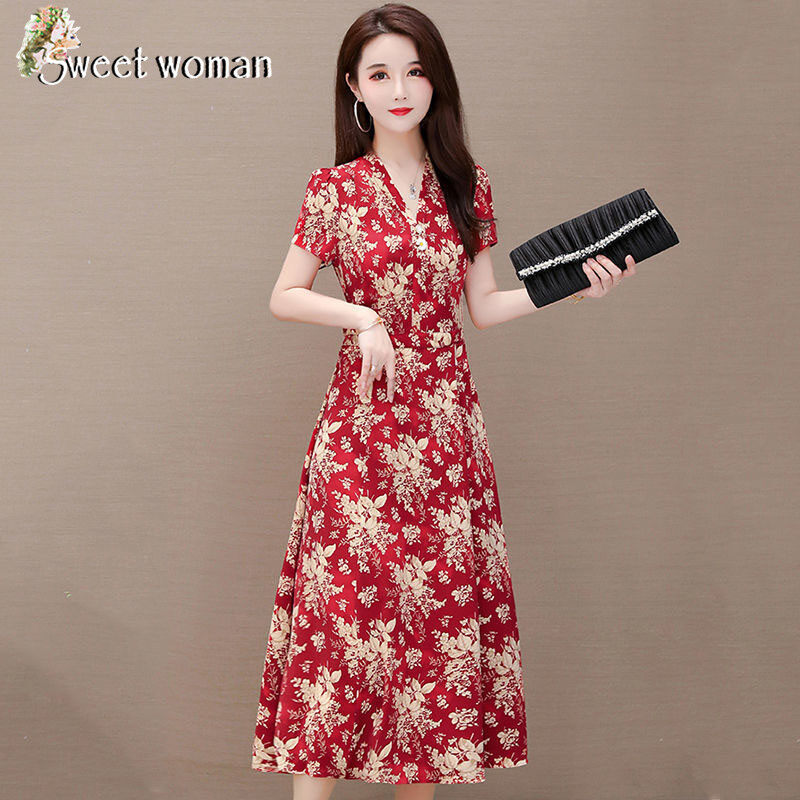 【SW】Middle-aged dress women's plus size mid-length floral V-neck A-line skirt