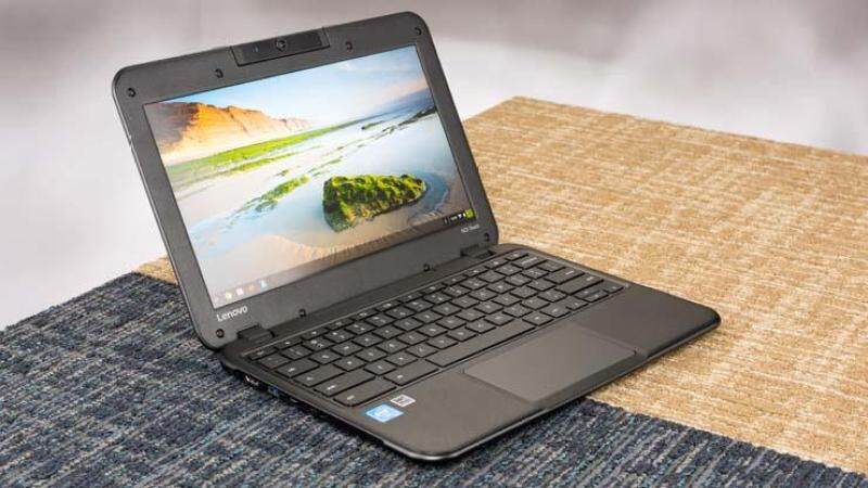 Lenovo laptop computer for student, ultra-portable , perfect for entertainment and web browsing, best selling computer 4GB RAM, Intel Processor. Malaysia