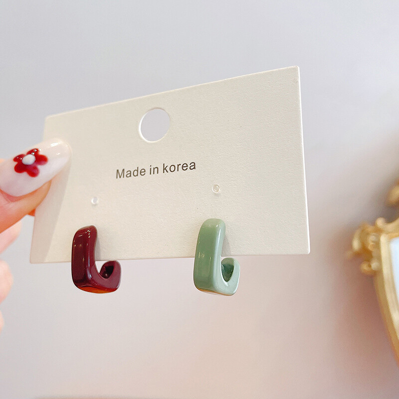 Fashion Jewelry Shop INS Asymmetric Colorful Stud Earrings For Ladies Fresh Square Earring For Students Cool Girl Accessories
