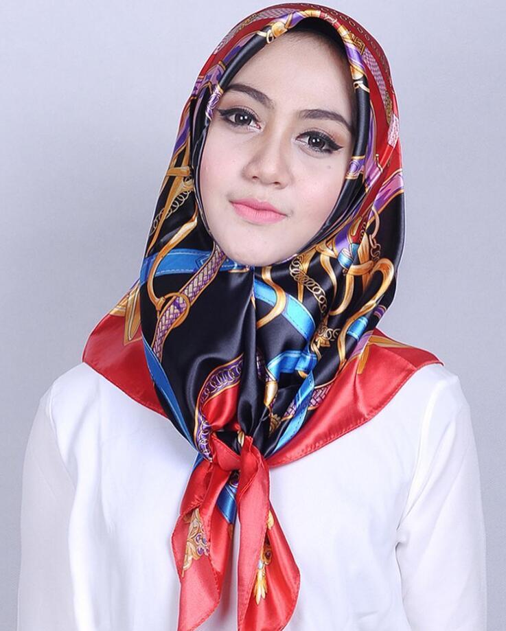 Women’s Stretch Flower Hijab – Soft Polyester, One Size, Arab Turban Style (Unbranded)