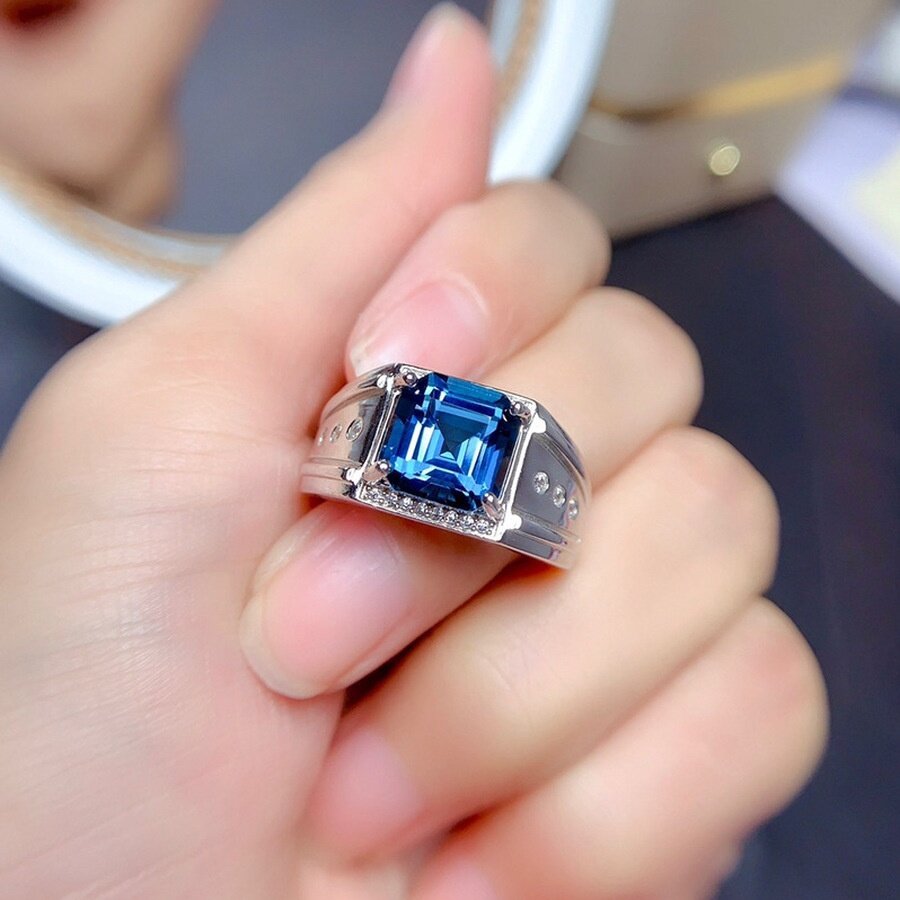 Trang Sức Thời Trang Nam Đính Đá Sapphire Ngày Sinh Tháng 9 Nhẫn Cưới Bằng Thép Titan Màu Bạc