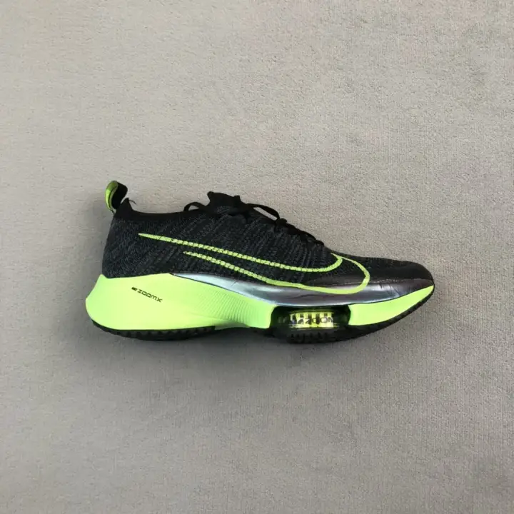 nike tempo running shoes