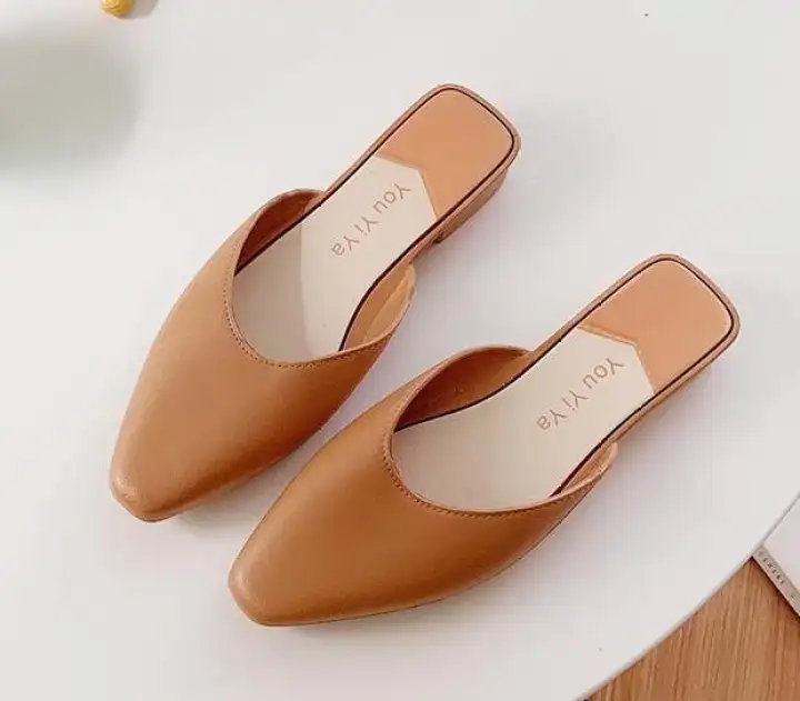 women's plastic beach shoes