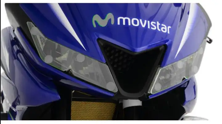 r15 headlight cover