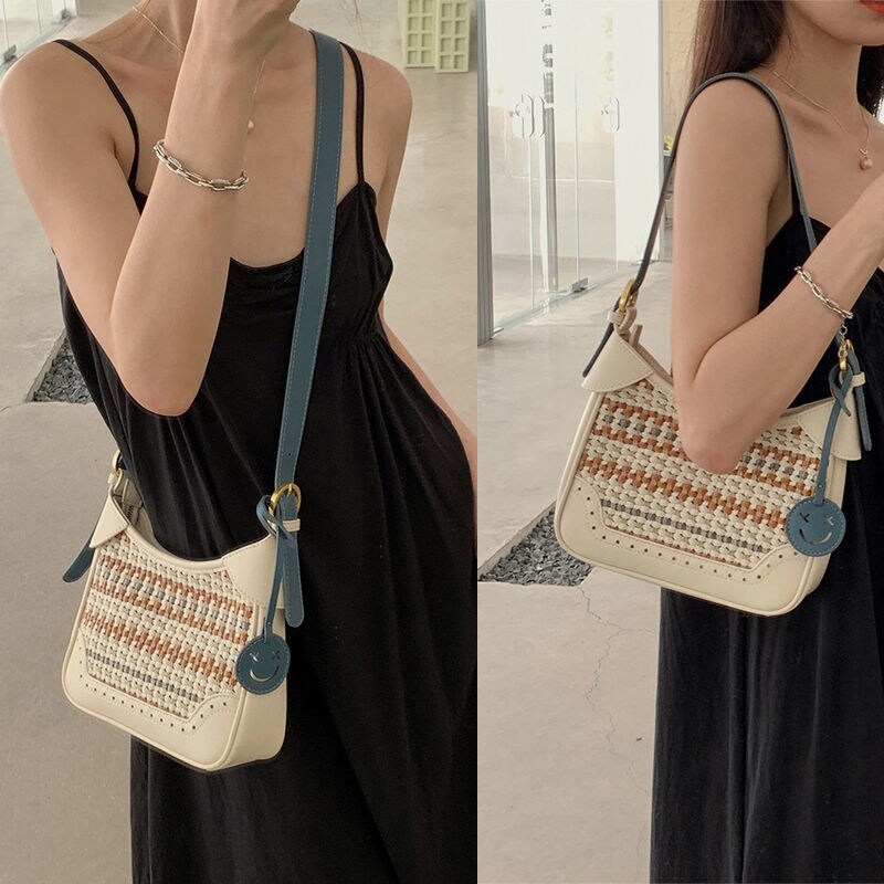 This year popular niche design feeling alar original hand woven bag package new tide single shoulder bag
