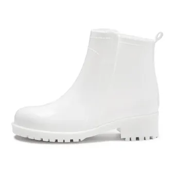 slip on rubber boots