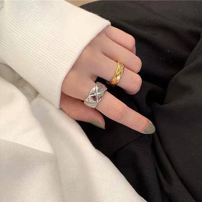 FJSL Fashion Diamond Wide Ring Women Simple Couple Rings Adjustable Opening Size Hypoallergenic Alloy Material