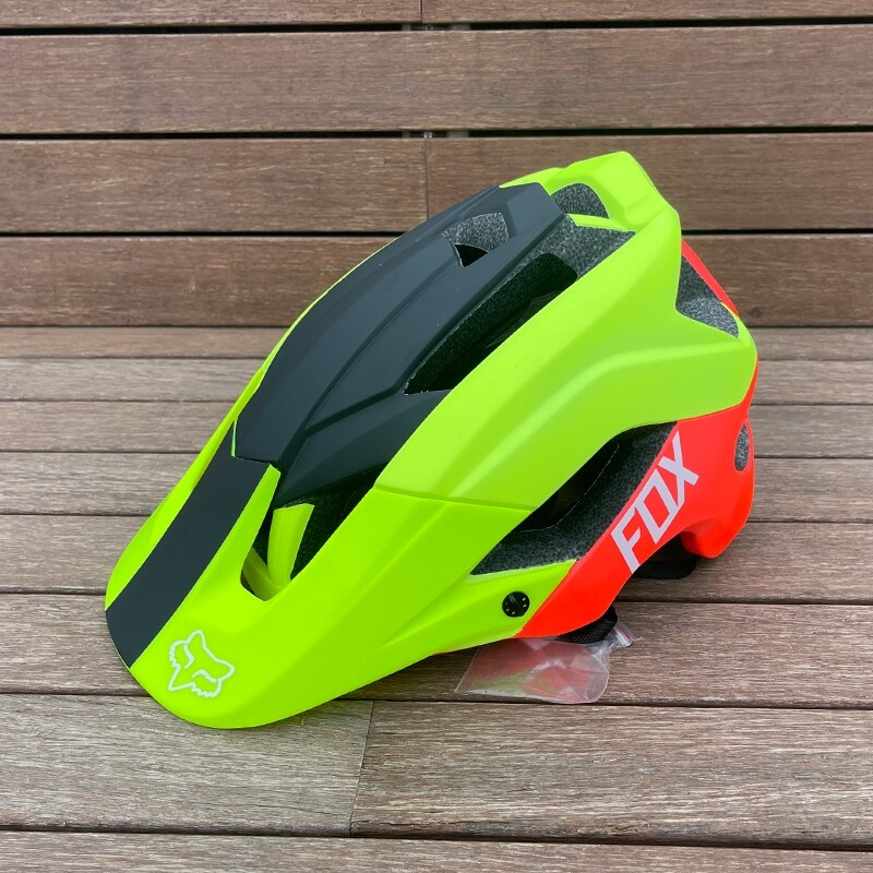 U.S.A original The FOX helmet and offroad mountain bike riding