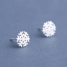 blackhorse Kualitas Tinggi 1 Pair 2018 Baru Wanita Anti-alergi Anting-Anting Kepingan Salju Perak Sederhana Modis Anting-Anting Perhiasan