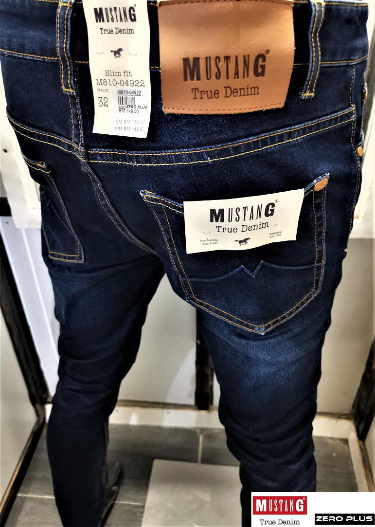 MUSTANG Men Classic Stretchable Slim 
