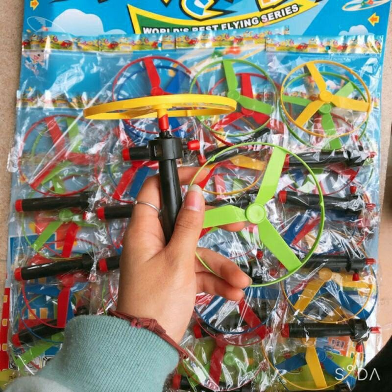 Vỉ 20 bộ chong chóng tuốt lên trời