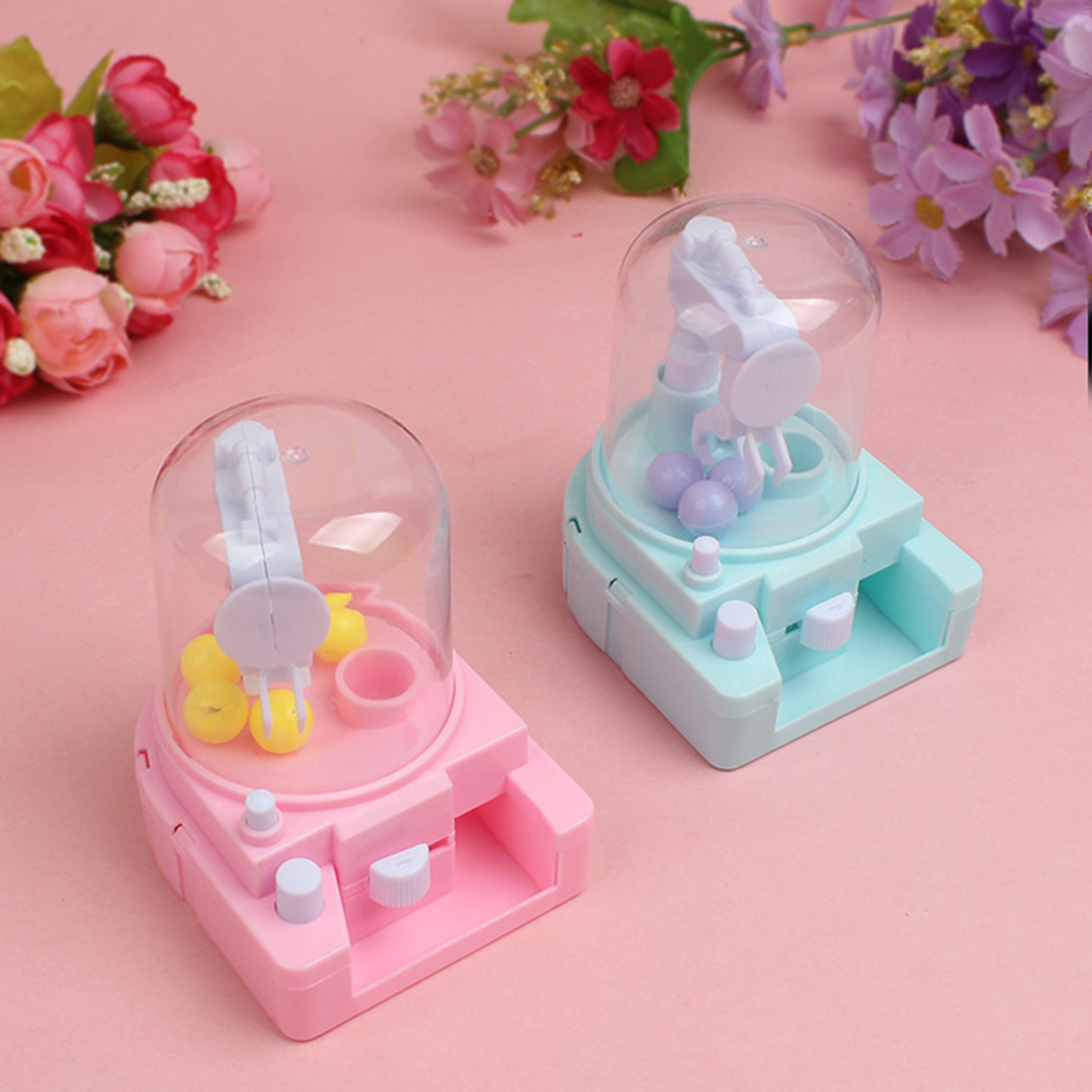 Mini Claw Machine 4 Tiny Stuff Prizes Multi-Color Mini Ball Cute Shape Skill Training Desktop Game Interactive Claw Machine Catcher  Gashapon Grabber Toy Kids Toy Gift