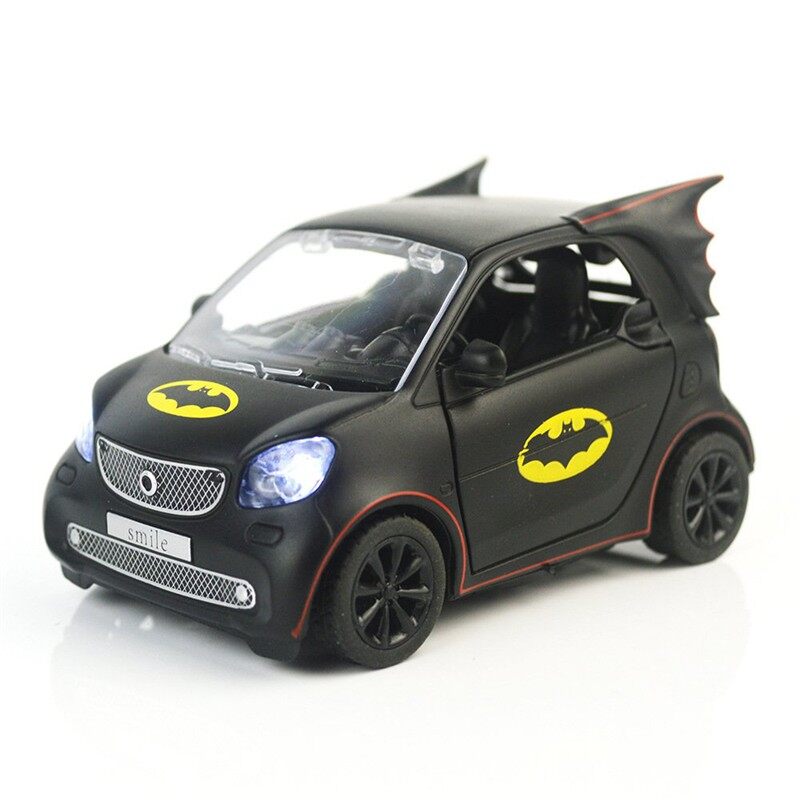 1:36 Batman Benz Smart Diecast Alloy Model Pull Back Car Toy with Sound & Light