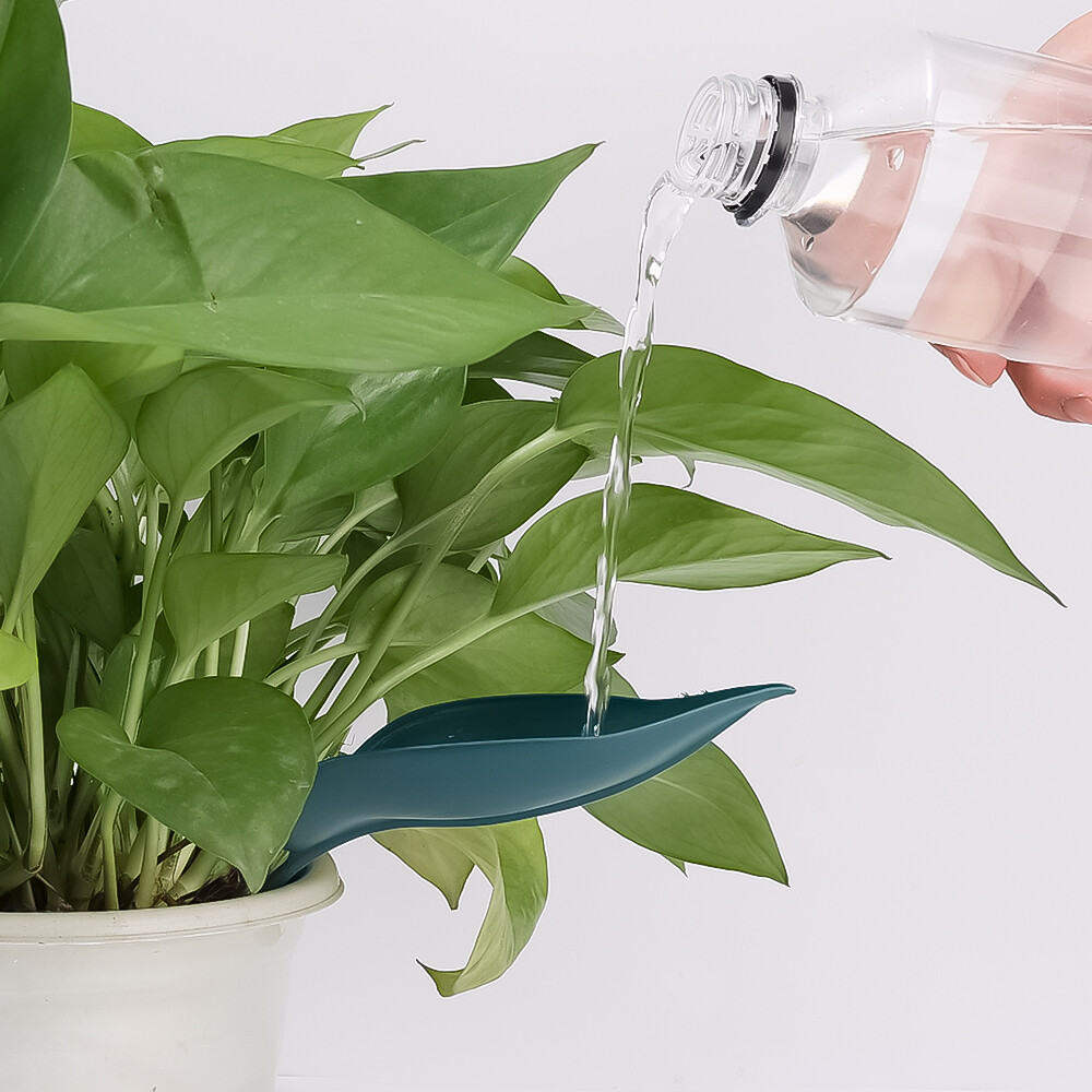 Leaf Shape Plant Watering Devices Potted Plants Waterer Spikes Automatic Irrigation System Watering Drip Funnel Garden Supplies