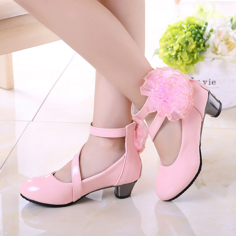 girls ki sandal