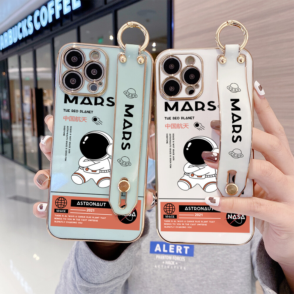 (With Wristband) Hontinga Casing Case For iphone 11 Pro Max 12 Mini 12 Pro Max 13 Mini 13 Pro Max Case Cute Space Astronaut Luxury Chrome Plated Soft TPU Square Phone Case Full Cover Camera Protection Anti Gores Rubber Cases For Girls
