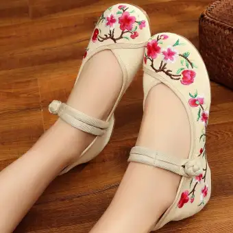 cloth sandals womens