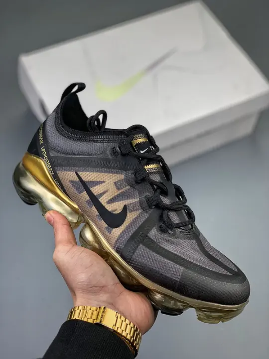 indoor golf shoes