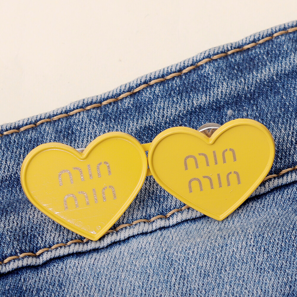 Bán thua lỗ] chiếc quần váy kẹp cài thắt lưng kim loại hình trái