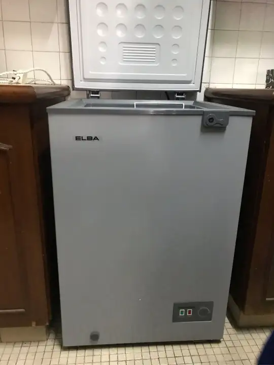 Elba Ef E1310 Gr 130l Chest Freezer Dual Mode System Peti Sejuk Beku Lazada Elba Ef E1310 Gr 130l Chest Freezer