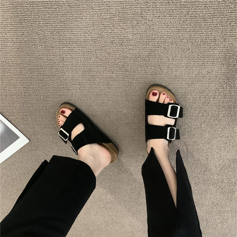 QiaoYiLuo flat slippers and slip-on shoes with non-slip sole and tough tread for women