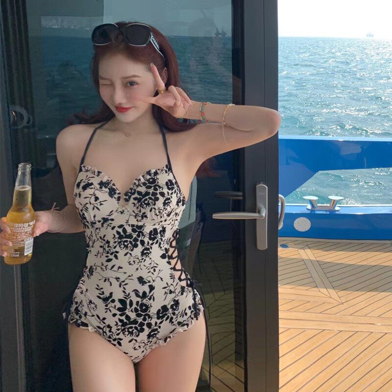 Mohan South Korea 2024 New 1-piece Holiday Swimwear Stereo Printed Lace Strap Drawstring Skirt One-piece Swimsuit for Women