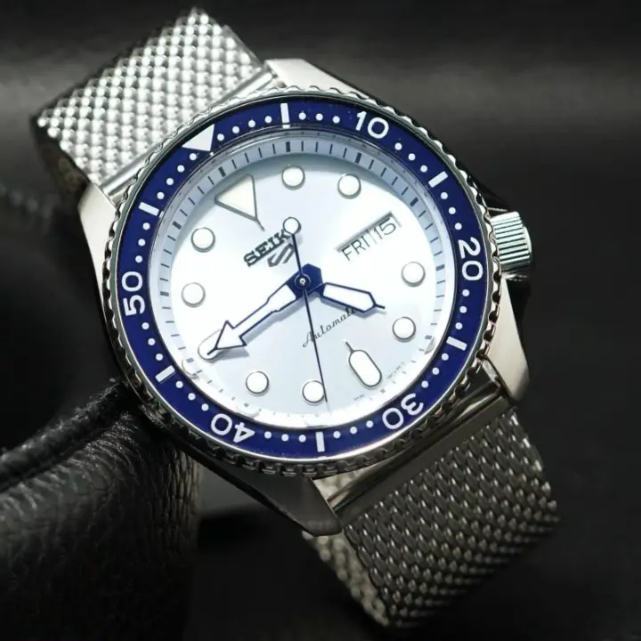 seiko 5 light blue dial