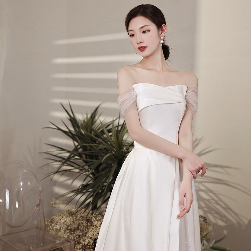 Glary Star French Light Wedding Dress Satin Toast Dress Bride Wedding White Evening Dress Banquet One-shoulder Simple Temperament Travel Photo